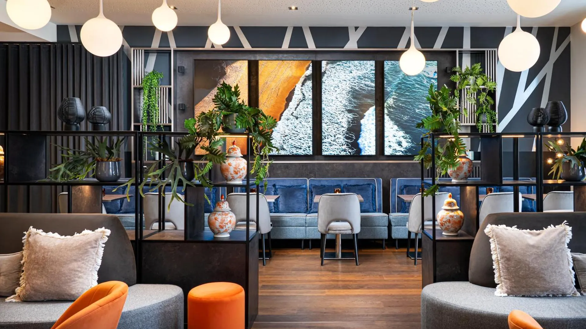 Leonardo Hotel Vienna Hauptbahnhof 4*,  Austria