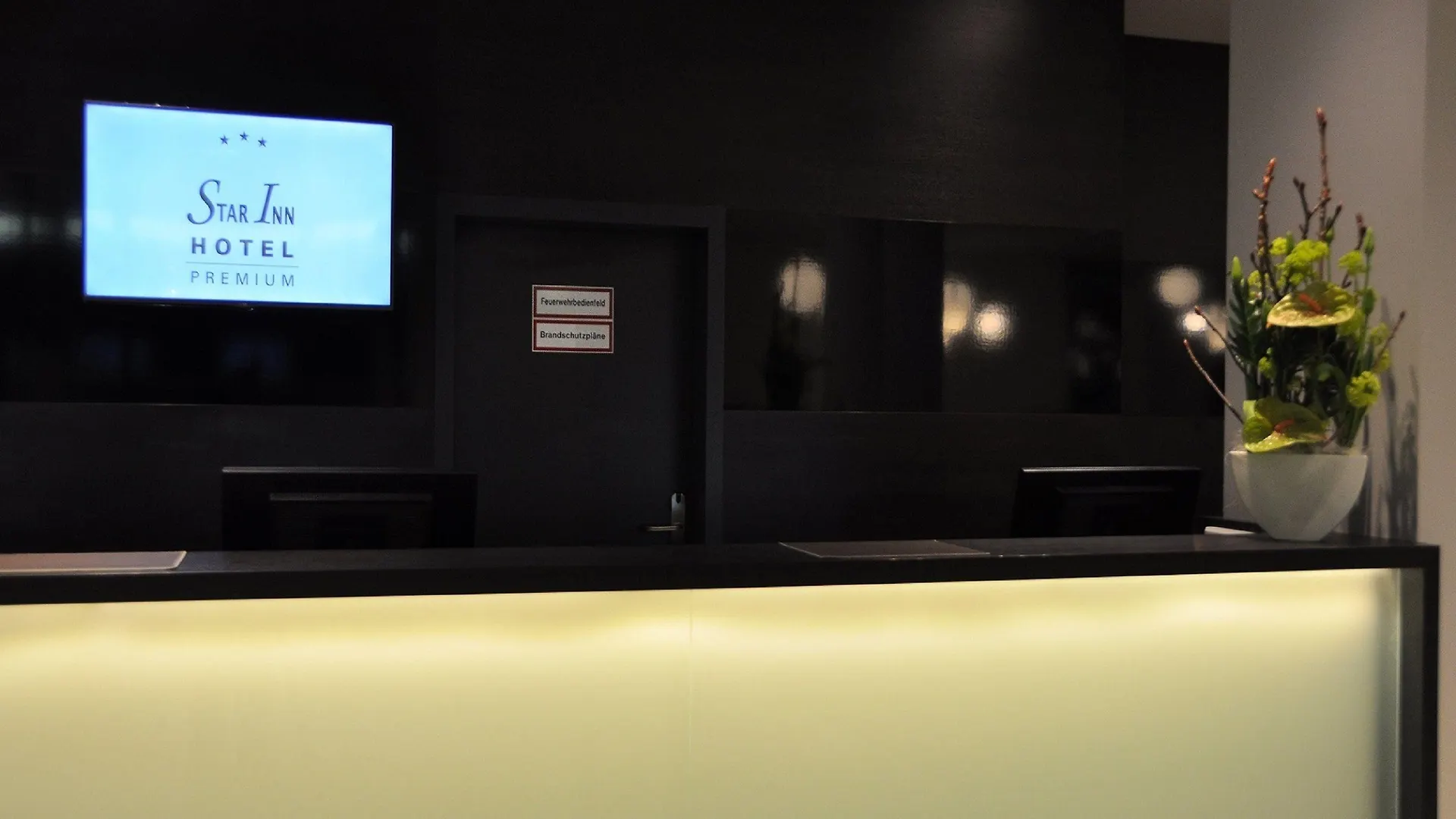 Leonardo Hotel Vienna Hauptbahnhof 4*,