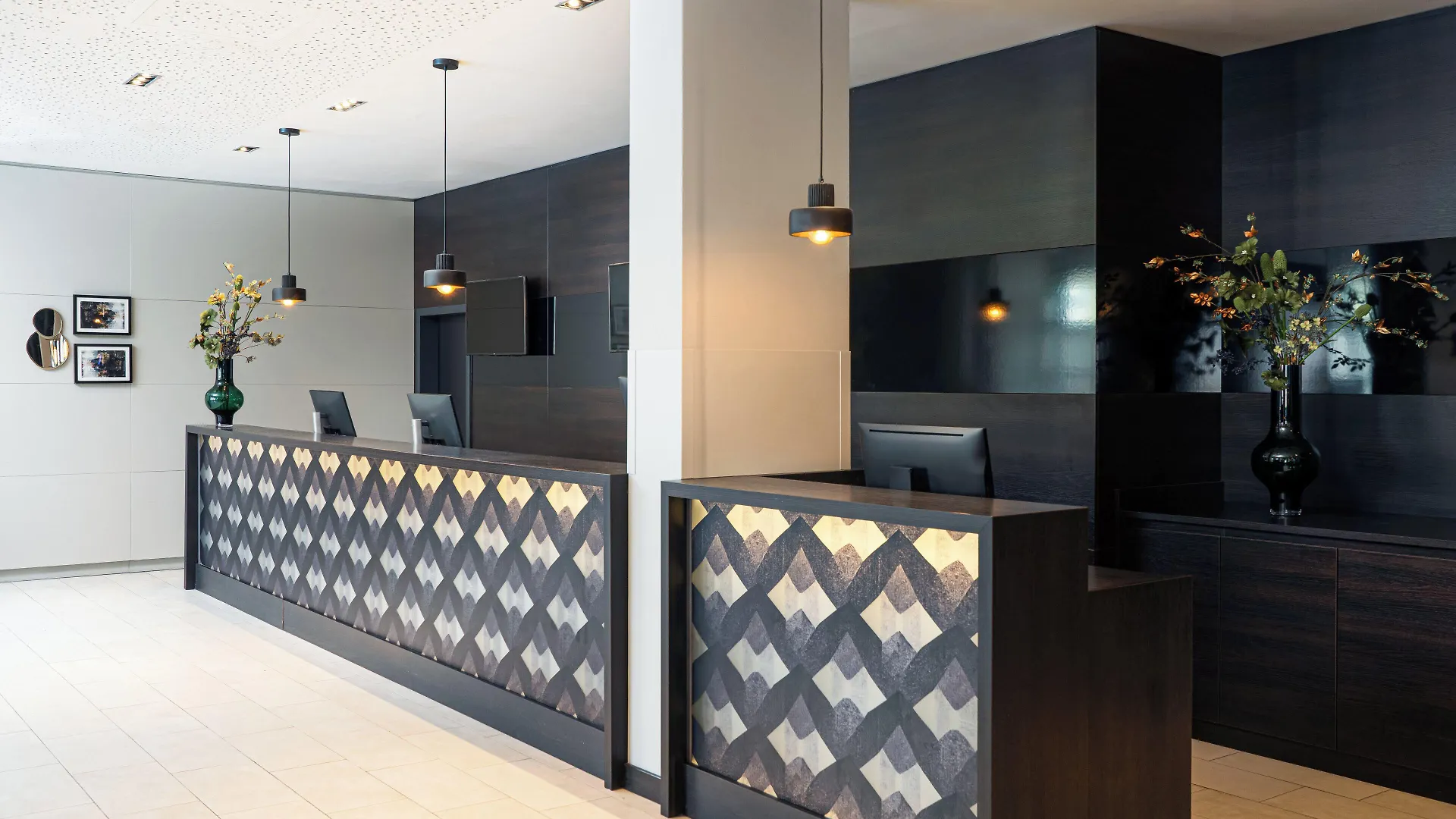 Leonardo Hotel Vienna Hauptbahnhof 4*,