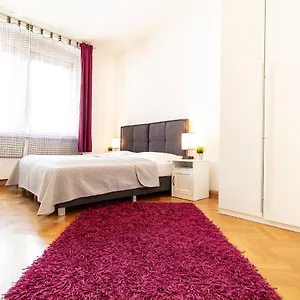 Mandlgasse I Contactless Check-in Apartament