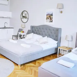 21 Florianska Street Aparthotel Krakov