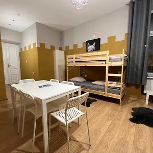 Girls Hostel Krakov