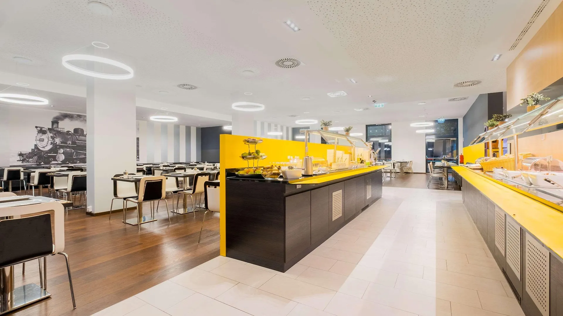 Leonardo Hotel Vienna Hauptbahnhof Austria
