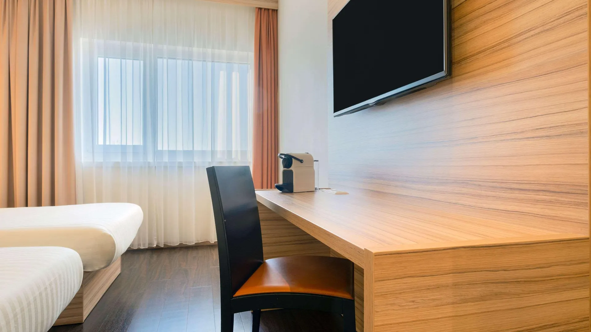 Leonardo Hotel Vienna Hauptbahnhof